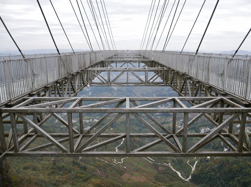 File:XianrenjieTrussCross3.JPG