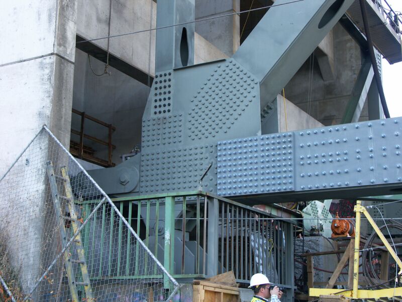 File:AuburnBridge24.jpg