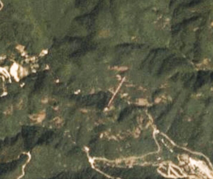 File:Lianghuangshan Glass FootbridgeSatellite.jpg