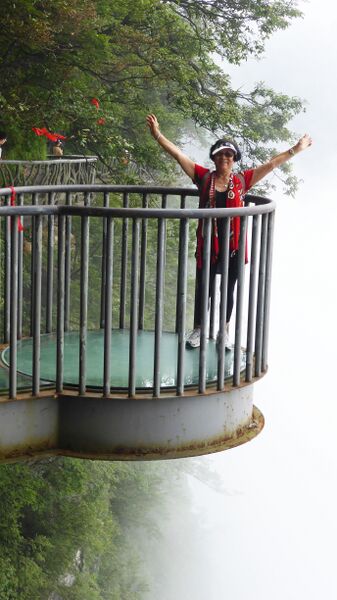 File:167SkywalkByFilmer.jpg