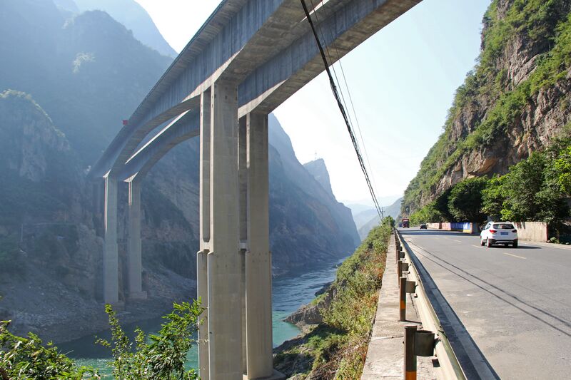 File:3WulongWujiangBeam&Road.jpg