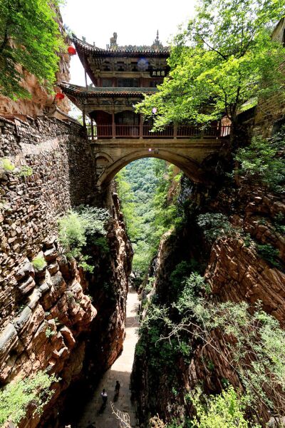 File:Jinxing Footbridge4.jpg