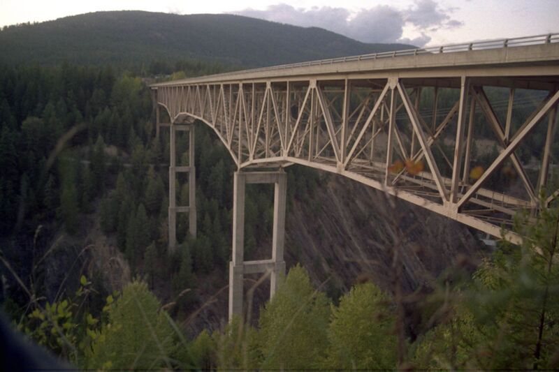 File:1MoyieRiverBridge.jpg