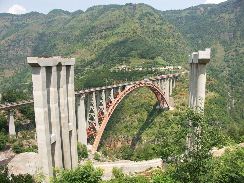 File:Beipanjiang2011Railway9 copy.jpg