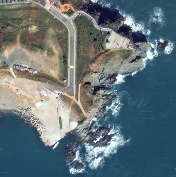 File:OryukdoSkywalkSatellite.jpg