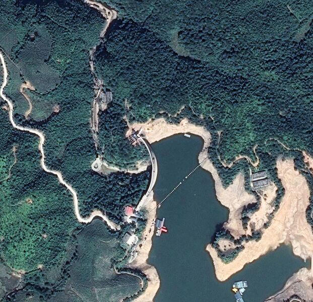 File:TangchuanDamSatellite.jpg
