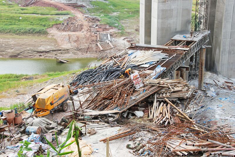 File:185FulingChongqingBeam3BridgeArea.jpg