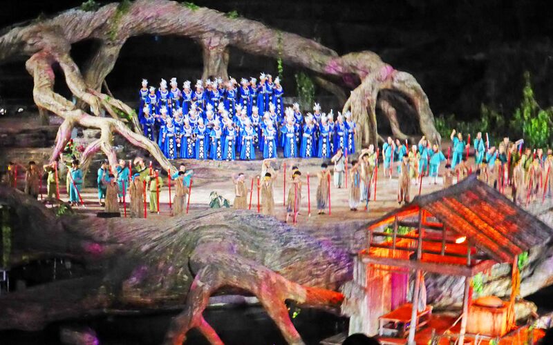 File:170TianmenShowbyJohnMorrison.jpg
