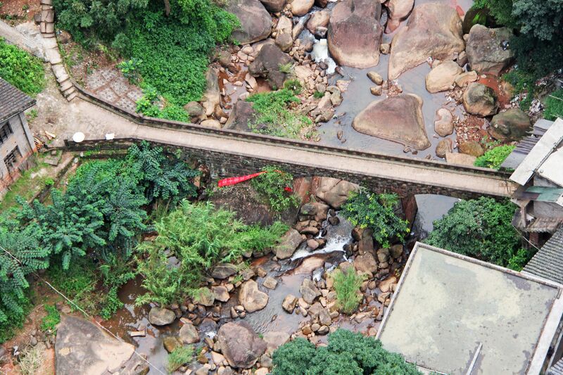File:BizhaoCreekSmallBridge.jpg