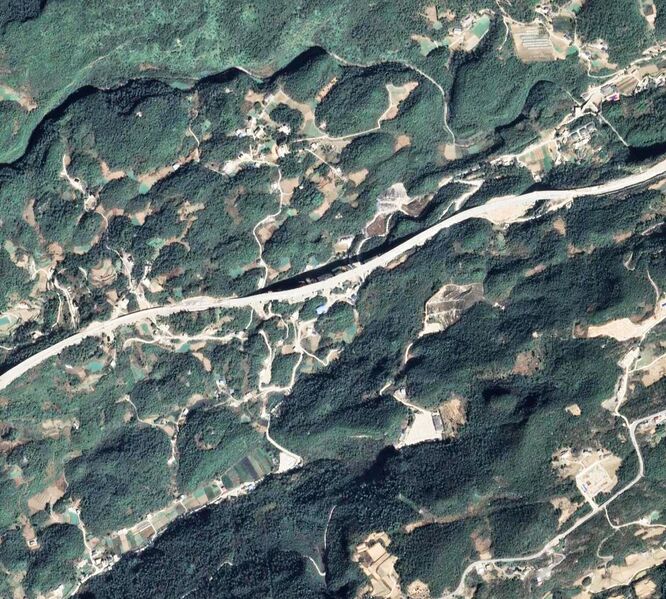 File:YanwanSatellite.jpg