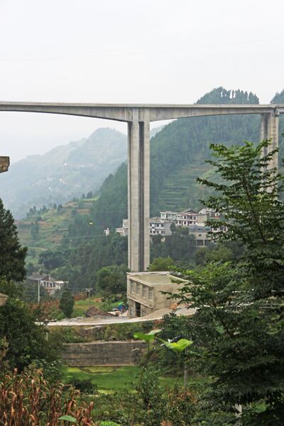 File:BoyangwanPier.jpg
