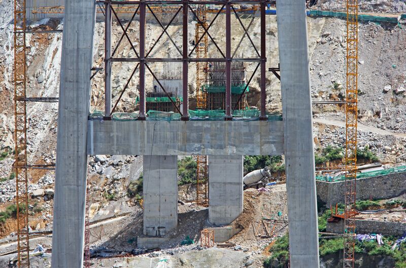 File:DimuheTowerMiddleLonglens.jpg