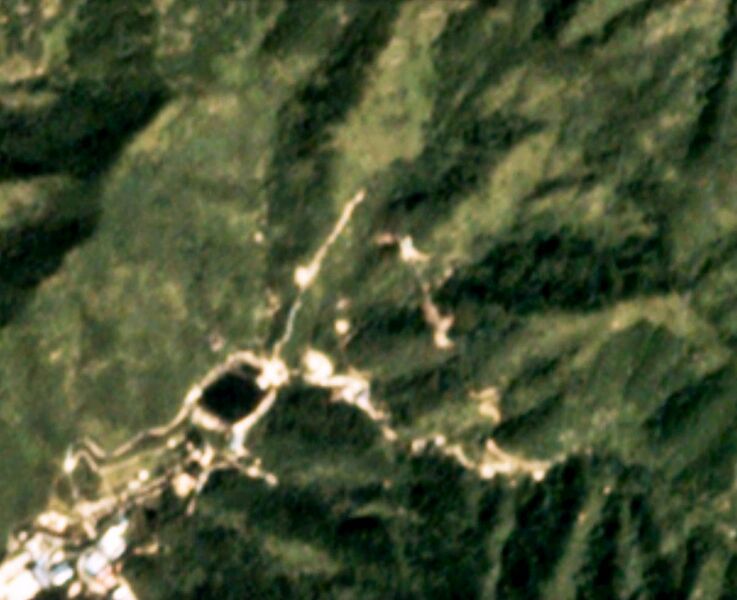 File:ShuilianxiaScenicAreaGlassFootbridgeSatellite.jpg