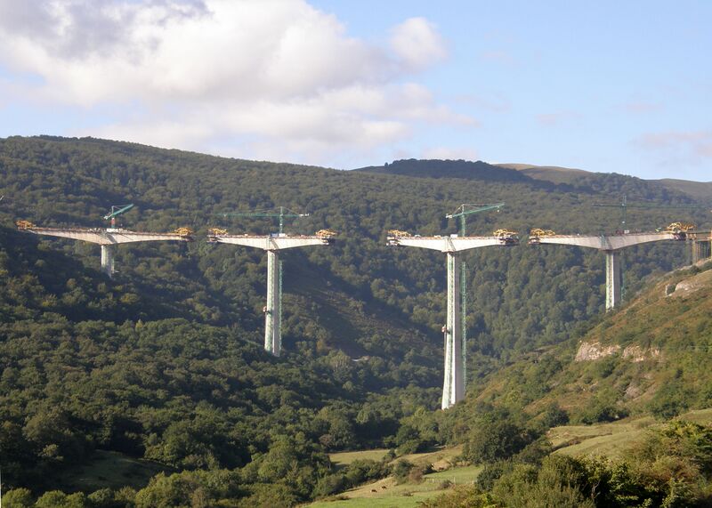 File:MontablizWide2.JPG