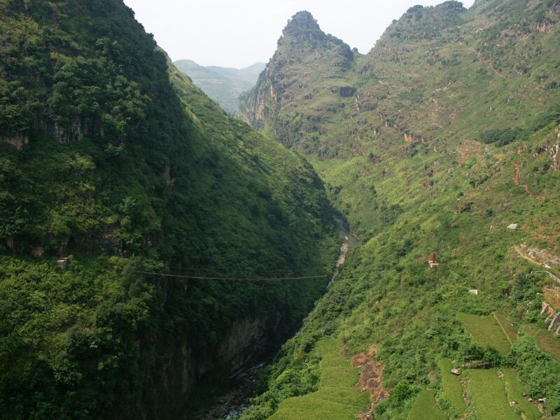 File:QingshuiheRailwayFootbridge8 copy.jpg