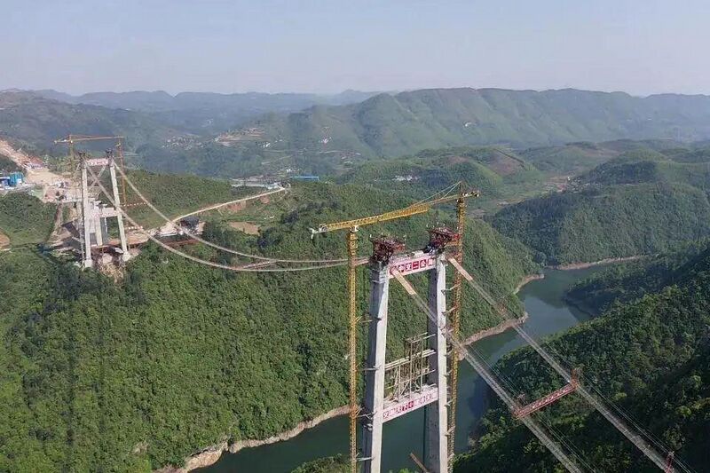 File:YangbaoshanCatwalks.jpg