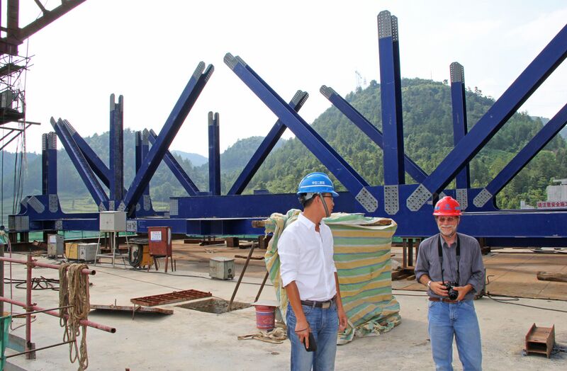 File:126ZhongjianheTrussEngineer&Richard.jpg
