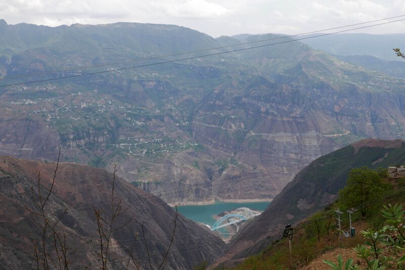 File:DahebaWideArch.JPG