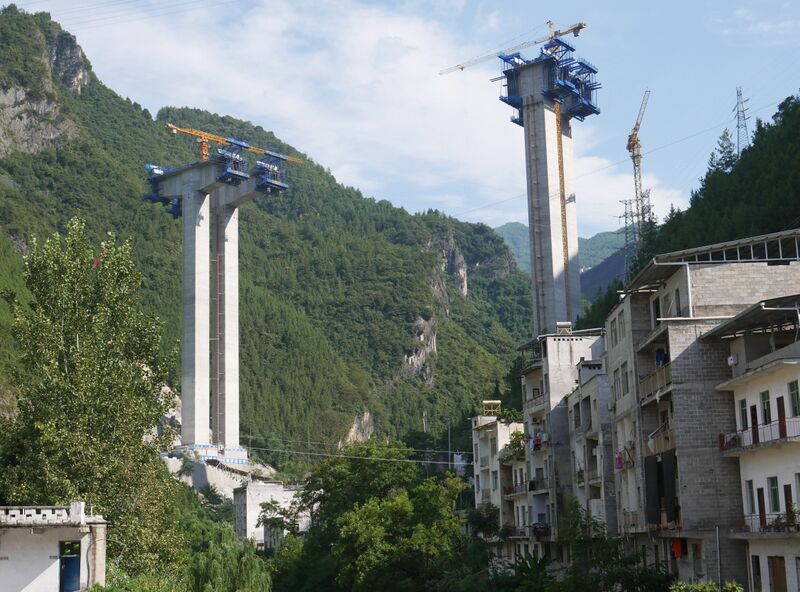 File:Fenghuang Bridge WuyunkaiPiers.JPG