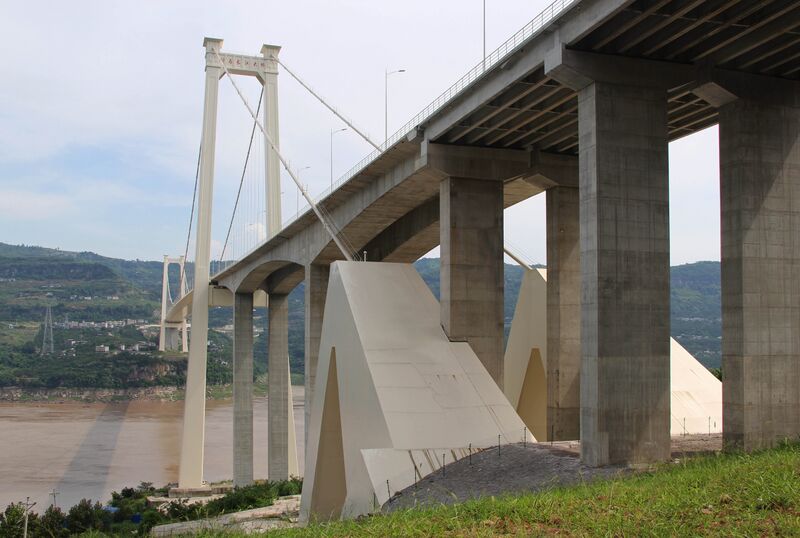 File:FumaYangtzeUnderDeck.JPG