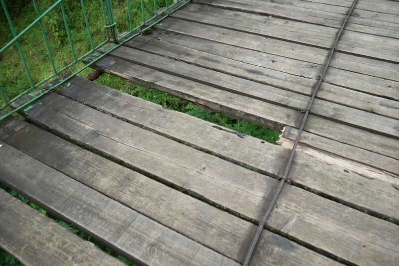 File:RenheFootbridge10.JPG