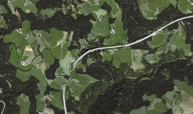 File:Bernbachtal.jpg