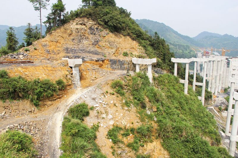 File:ShijiazhaiExitEntranceTurn.jpg