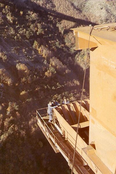 File:64SfalassaBridge.jpg