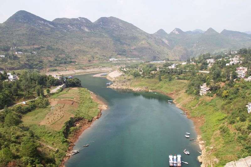 File:LiuguangheArch&Reservoir.jpg