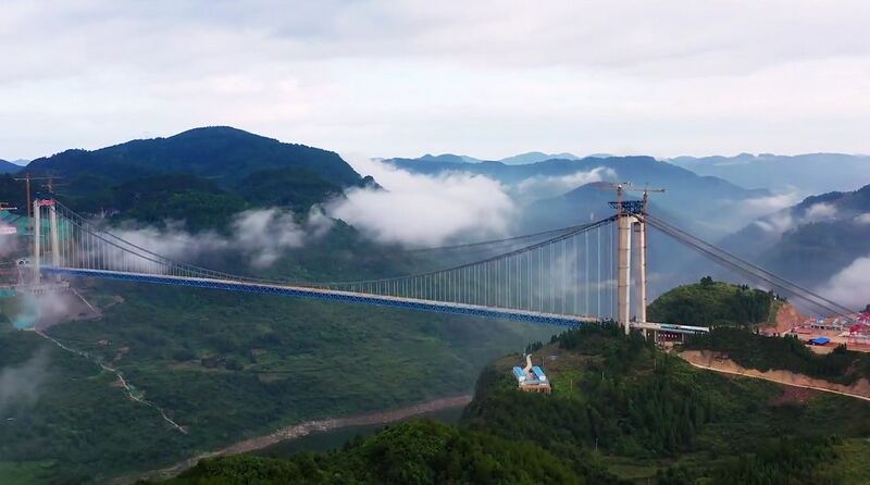 File:Kaizhouhu BridgeSideClouds.jpg