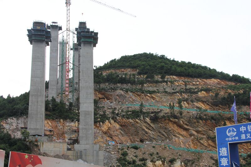 File:XiangjiangNorthApproach.JPG