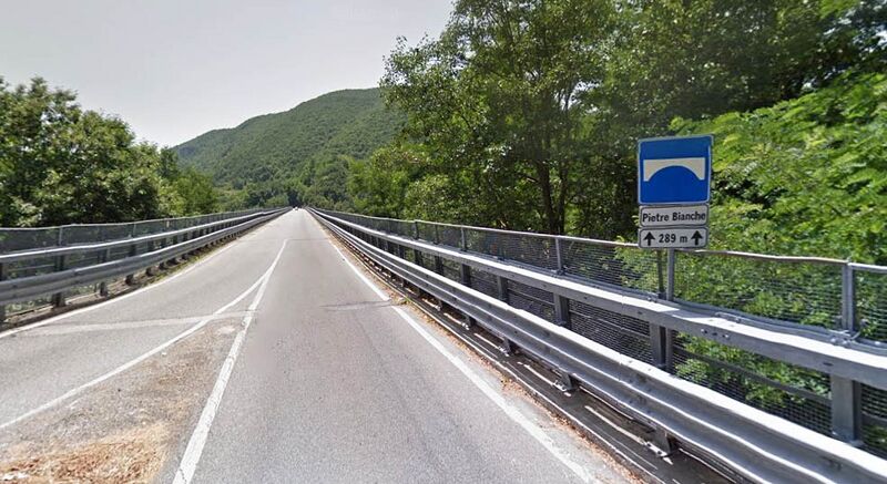 File:PietreBianchiSign.jpg
