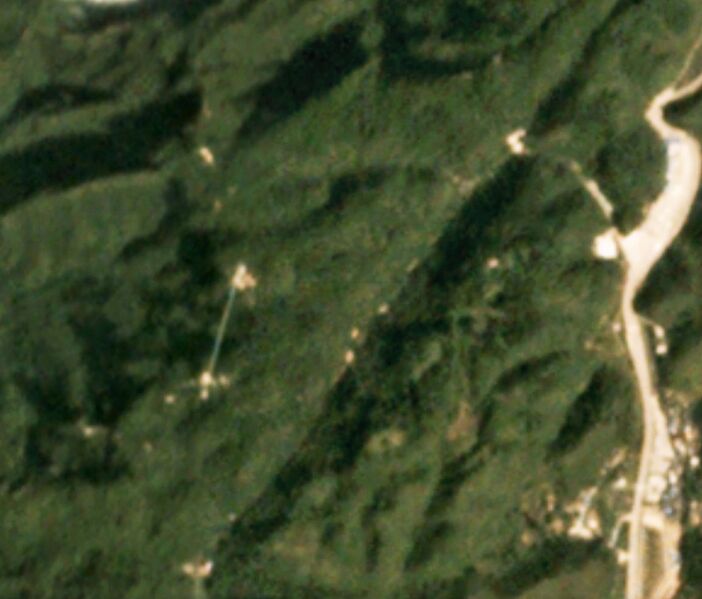 File:YuntaishanGlassFootbridgeSatellite.jpg