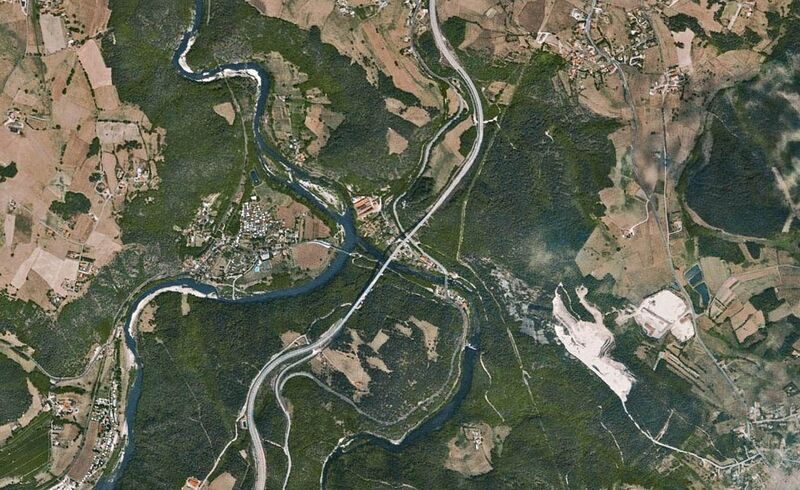 File:2LignonAerial.jpg