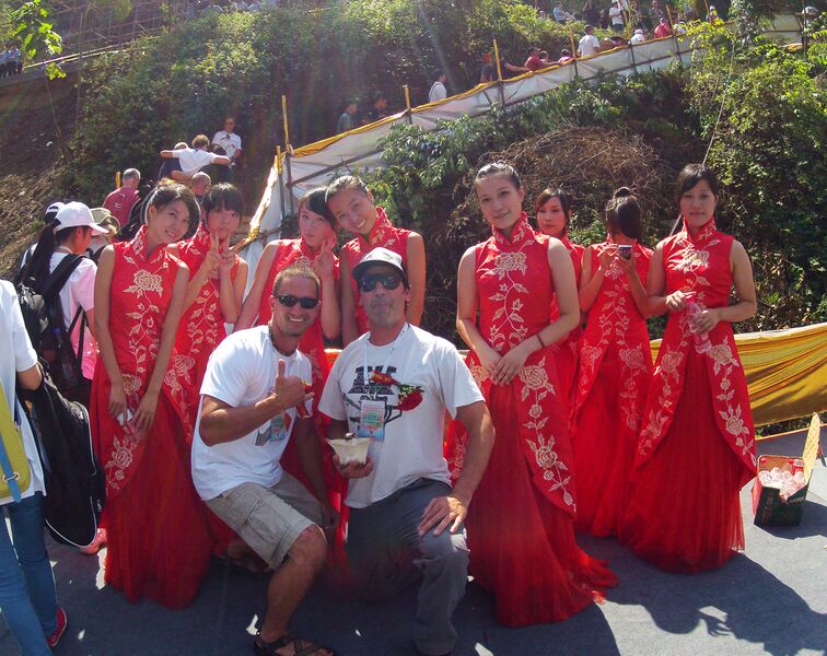 File:38Brice&GirlsFromDoug.JPG