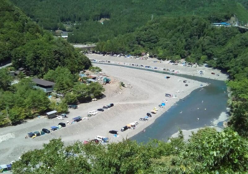 File:TaniseCampers.jpg