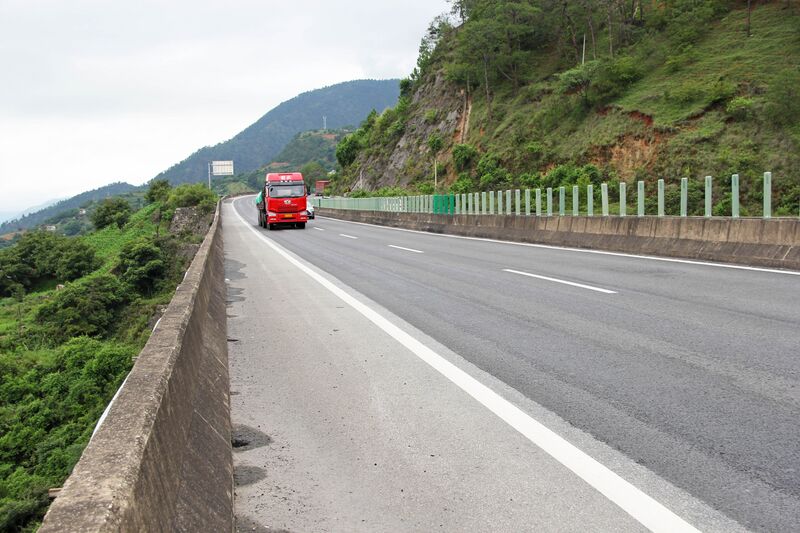 File:FeilongDeckView.jpg