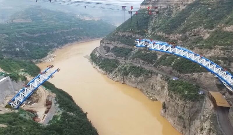 File:HuangheRailwayBridgeLongmen20.jpg