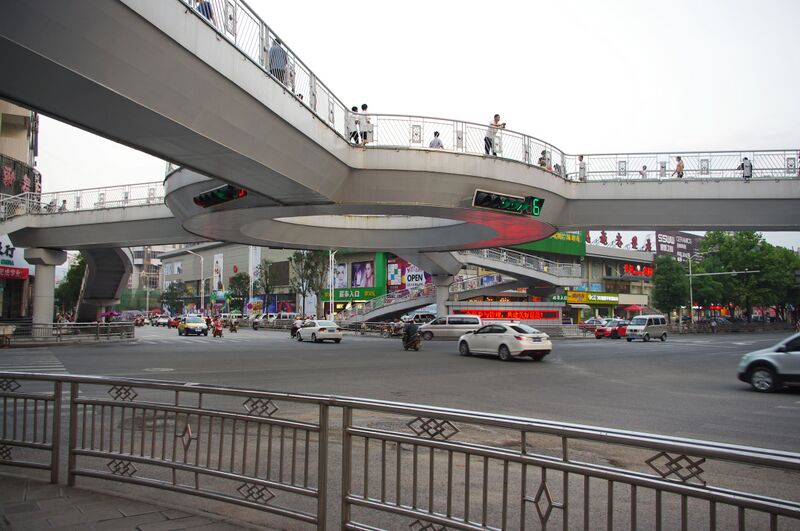 File:100EnshiOverpassbyRichard.jpg