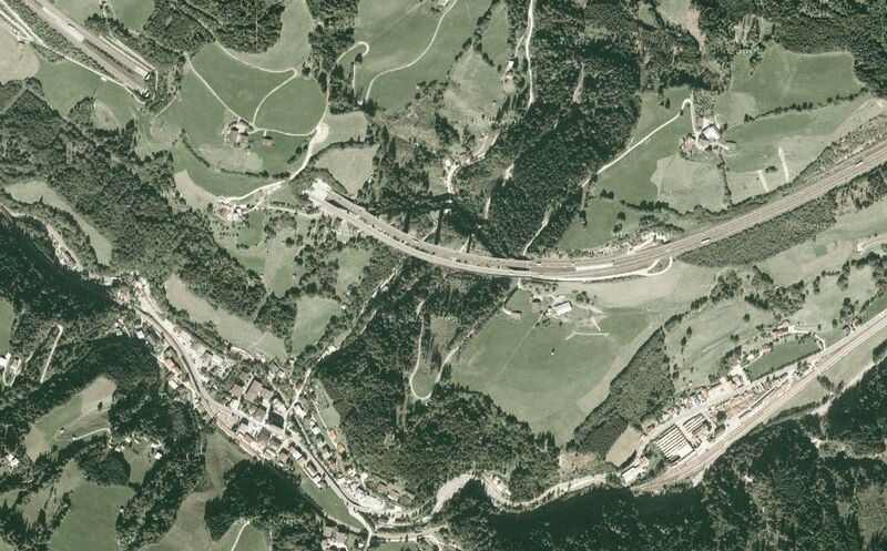 File:LarzenbachAerial.jpg