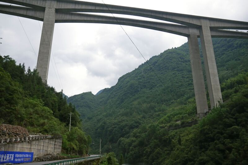 File:Shuanghekou Bridge ChengkaiSide2.JPG