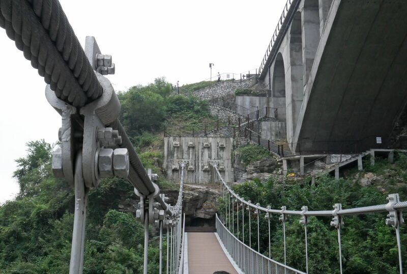 File:Tianzhushan Footbridge32.JPG