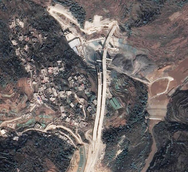 File:XinhongSatellite.jpg