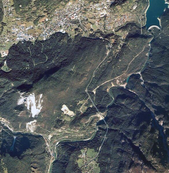 File:CadoreSatelliteWide.jpg