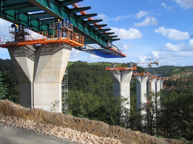 File:ElleByMOSSOT.jpg