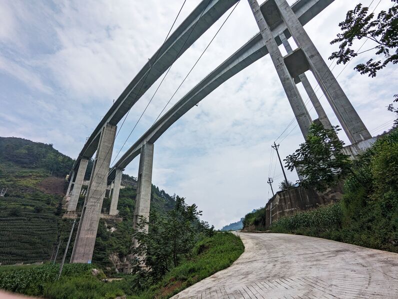 File:MoluoWideAngle.jpg