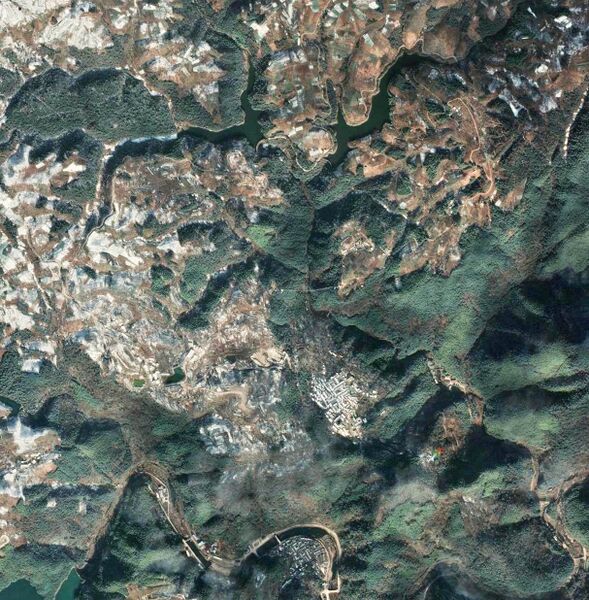 File:Danshanchishui GlassSatelliteWide.jpg