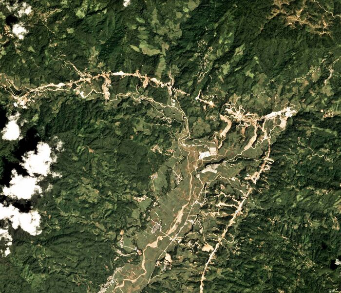 File:HuguoheSatelliteWide.jpg