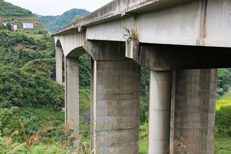 File:LiujiashanSideBeams.jpg