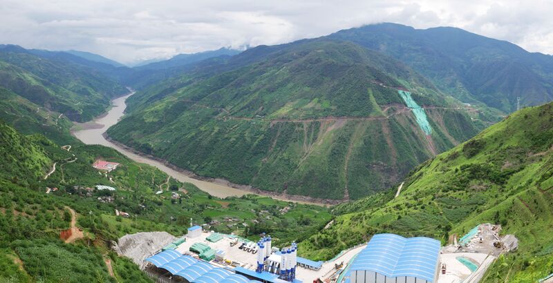 File:YalongLiangshanPanorama.jpg